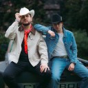 PIPE BUENO Y EDEN MUÑOZ PRESENTAN “NOVENO PISO”, UN HIMNO DE DESPECHO QUE DUELE, GRITA Y BAILA