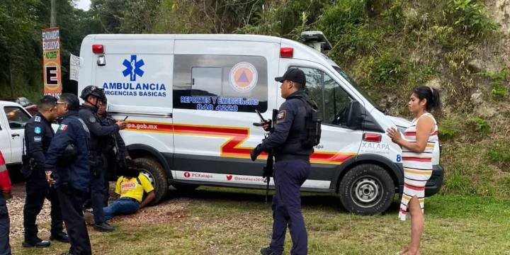 Detienen a hombre por presuntamente robar ambulancia de Protección Civil en Veracruz