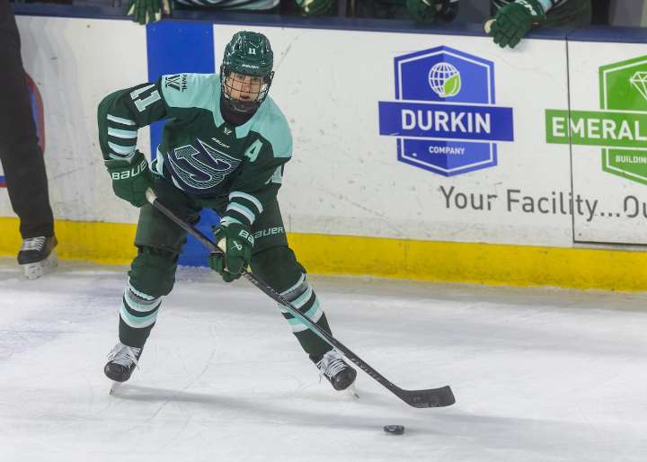 Late goals lead Boston Fleet over Toronto Sceptres