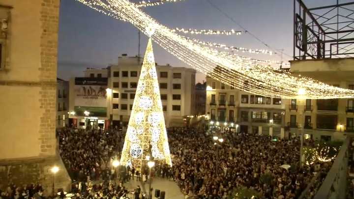 Badajoz da la bienvenida a la Navidad 2025 More