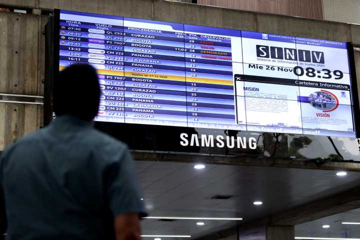 Vence el plazo a aerolíneas que suspendieron sus vuelos a Venezuela
