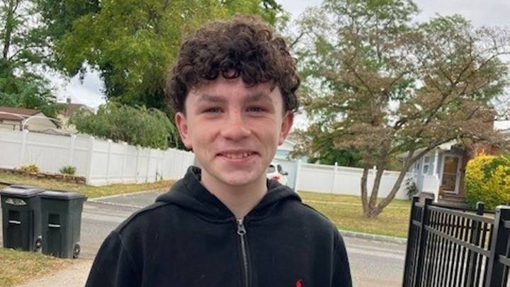 Cops: Teen fatally stabbed at West Babylon house party