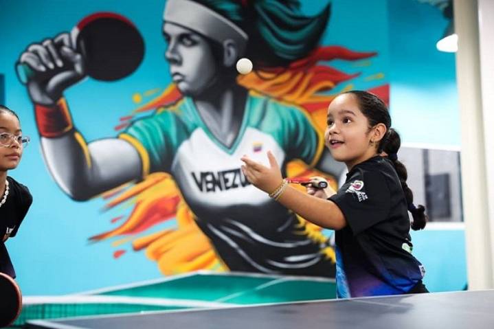 Habitantes de Antímano cuentan con nuevo espacio deportivo