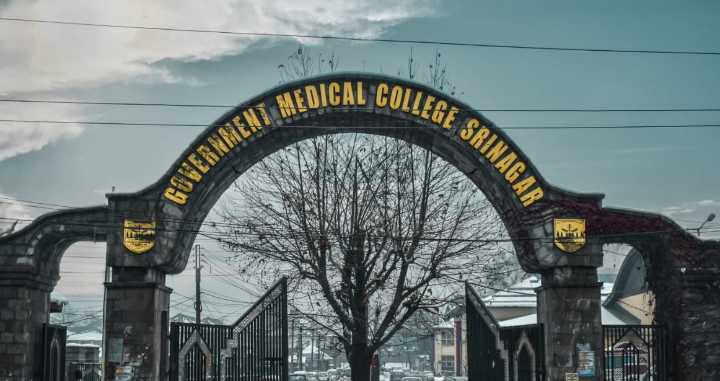 GMC Srinagar Directs Doctors, Paramedical Staff To Identify Their Lockers