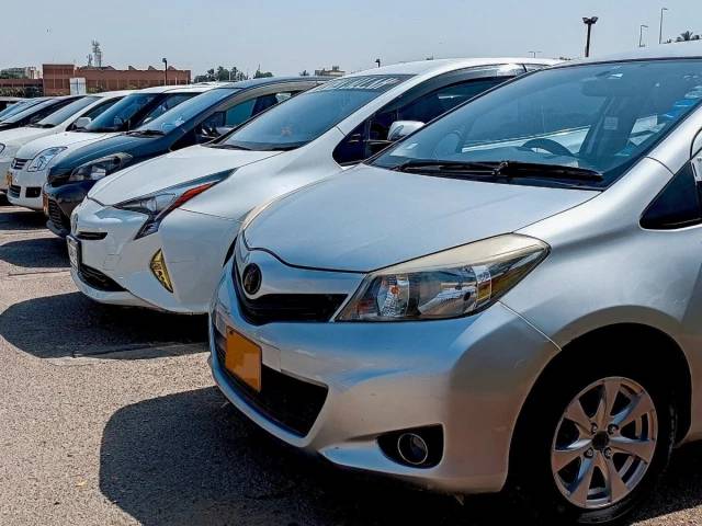 Overseas Pakistanis can now register, transfer vehicles online