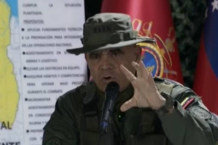 Venezuela anuncia despliegue masivo de tropas, tras la llegada del portaaviones estadounidense