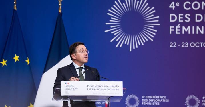 España estalla en una crisis política: la derecha exige la dimisión de Albares por reconocer el “dolor” de la Conquista en México