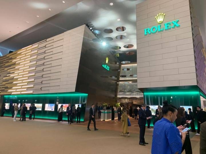 Swiss lawmakers seek probe into whether gifts to Trump may have breached law