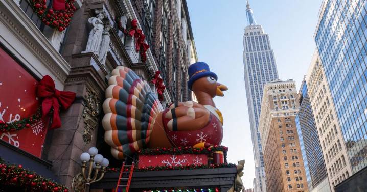 Big temperature drop and snow on the menu this Thanksgiving for millions across the US