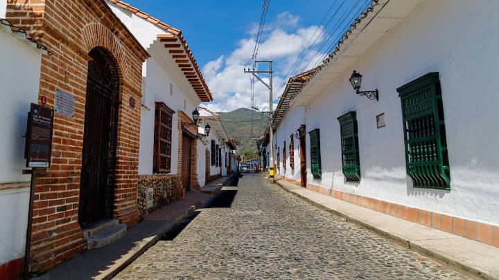 El pueblo antioqueño donde se realiza el Festival Artes de la Calle, un encuentro de teatro, música y danza