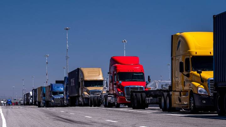 Court ruling on which immigrants can get commercial drivers’ licenses