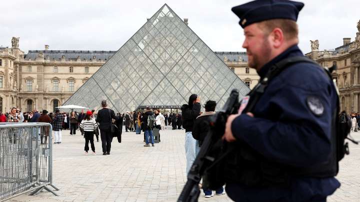 Louvre museum system's password at time of $102 million jewel heist: Louvre