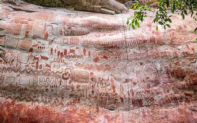 El arte rupestre del Guaviare muestra su encanto en Bogotá