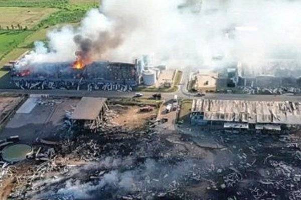 ¿Igual que con Macri? Miles de reacciones en las redes por el depósito de Iron Mountain que se vio implicado en el incendio de Ezeiza