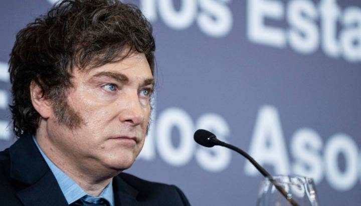 Diputados acusan a Milei y su hermana de usar cargos para promocionar criptomoneda $LIBRA