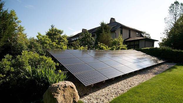 High Court stays implementation of new solar power regulations