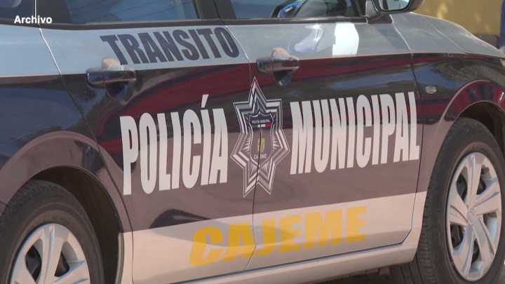 Detienen en Guaymas a Agente de la Policía Municipal por Conducir Vehículo con Reporte de Robo