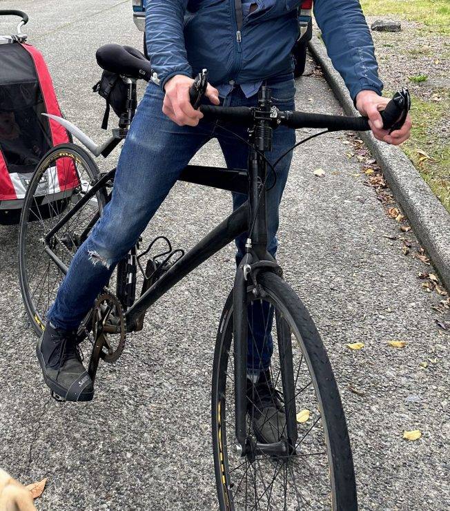WEST SEATTLE CRIME WATCH: Stolen black Trek bicycle