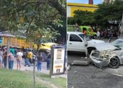 Pánico en Robledo: volqueta sin frenos choca 12 vehículos cerca del Éxito