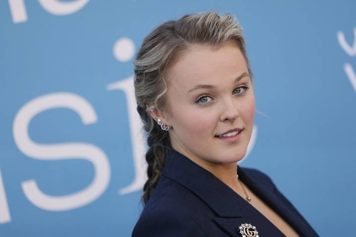 JoJo Siwa Gives Update After 'Excruciating Pain' Landed Her in the Hospital