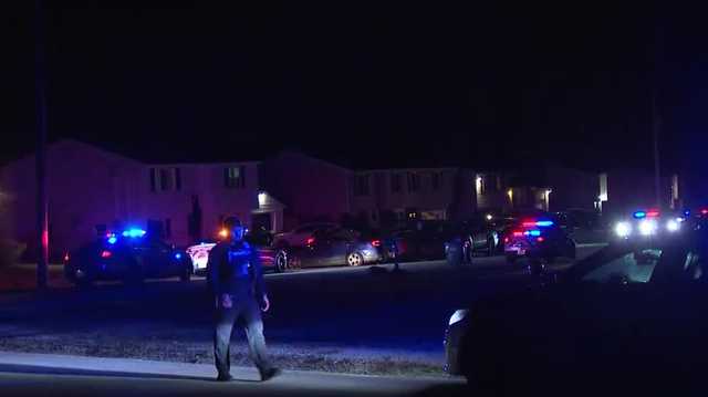 2 men injured after stabbing in Highview, police say