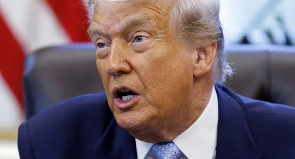 Latinos endurecen crítica a Trump: 80% lo desaprueba y 71% dice que excedió deportaciones