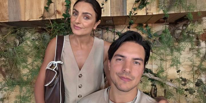 Vadhir comparte cómo afronta Aislinn Derbez la muerte de su mamá, Gabriela Michel, y pide empatía