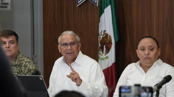 Hallan al menos 16 cuerpos en cementerio clandestino cerca de Cancún