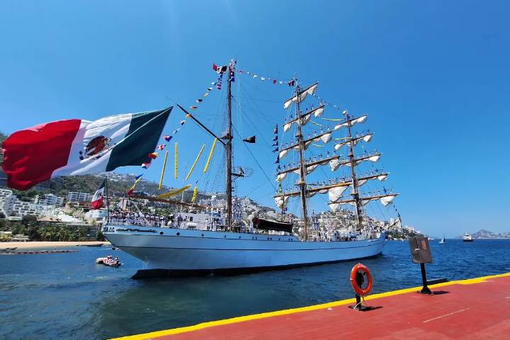 El Buque Escuela Cuauhtémoc regresa a Veracruz tras seis meses del accidente en Nueva York