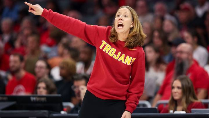 Women's NCAA basketball recruiting: Top 10 2026 class rankings