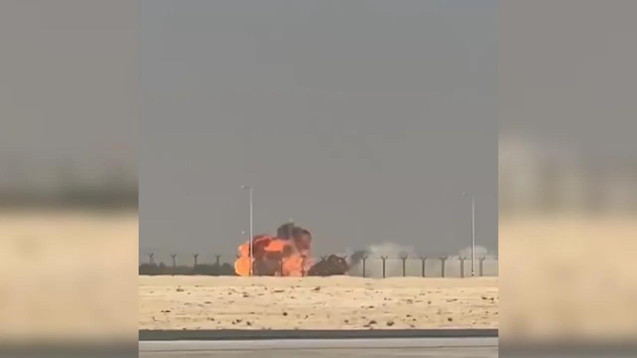 Impresionantes videos muestran cómo fue el accidente de un avión de combate en Dubái