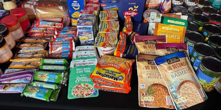 Lansing piercing shop hosting pop-up free pop-up food pantry amid SNAP delays