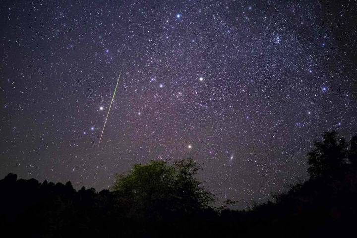 How to Watch the Leonid Meteor Shower This Weekend