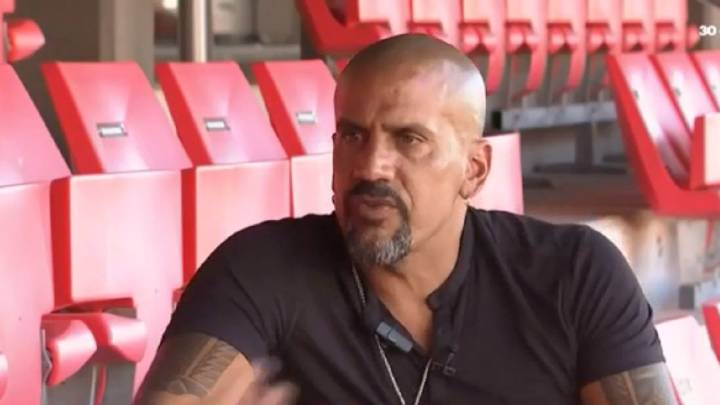 La AFA suspendió por 6 meses a Juan Sebastián Verón y sancionó a los jugadores El Tribunal de Disciplina ratificó el fallo por el pasillo de espaldas a Rosario Central y confirmó la suspensión para Ve