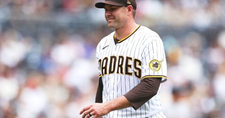 San Diego Padres hire former reliever Craig Stammen as manager