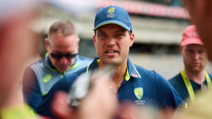 The Ashes: Australian wicketkeeper Alex Carey doubtful of Barmy Army proclamation he will not be booed