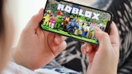 Córdoba sigue los pasos de la Ciudad de Buenos Aires y bloquea el acceso a Roblox en escuelas