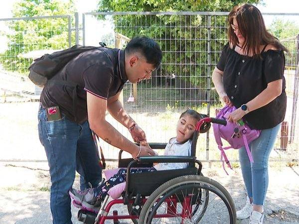 Sofía y Roberto: los hermanos que anhelan la inauguración de la Teletón Chillán