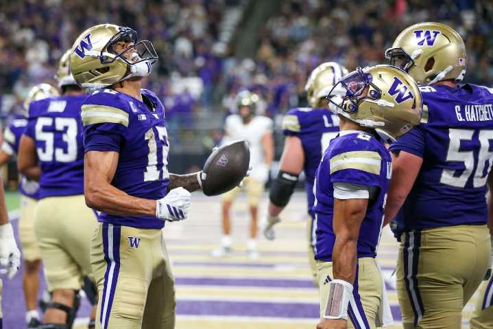 Oregon can assure its spot in College Football Playoff with win over Washington: Sneak peek