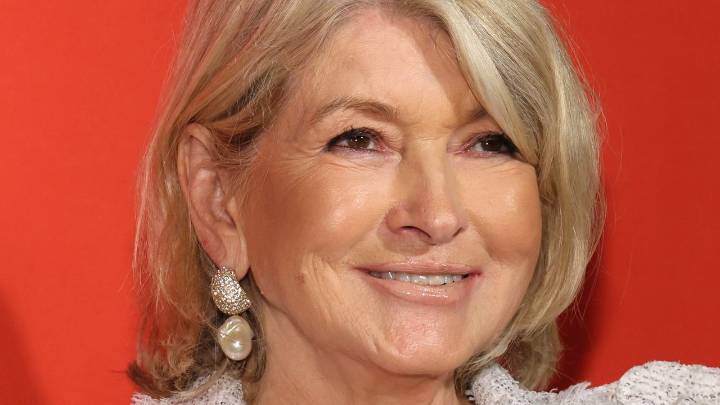 Makeup Artists on the Most Flattering Eyeshadows for Older Women