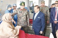 Dr Jitendra visits ‘Op Drishti’ camp at Northern Command hospital