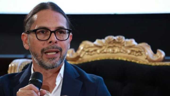 Ministro de Comunicación alerta sobre "guerra cognitiva" de EEUU contra Venezuela