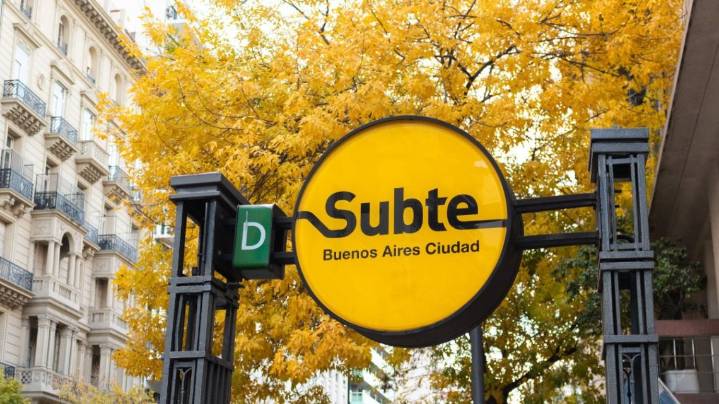 Por Dua Lipa y Noche de los Museos: el subte extiende horarios en Buenos Aires