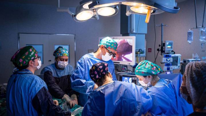 El Hospital Privado de Córdoba marca un hito: primer trasplante hepático con donante vivo por vía laparoscópica en Argentina