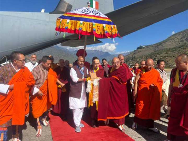 Sacred Buddha Relics from India arrive in Bhutan