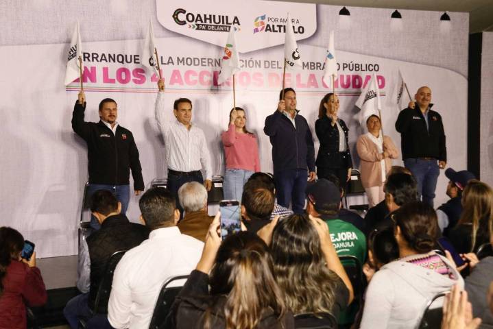 Invierten 15 mdp en modernización de alumbrado en accesos a Saltillo; sustituirán más de mil luminarias