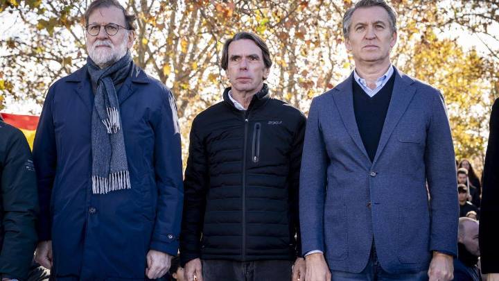 Feijóo orilla sus guiños a Junts y pasa al ataque: "¿Vuestra ideología es sostener la corrupción?"