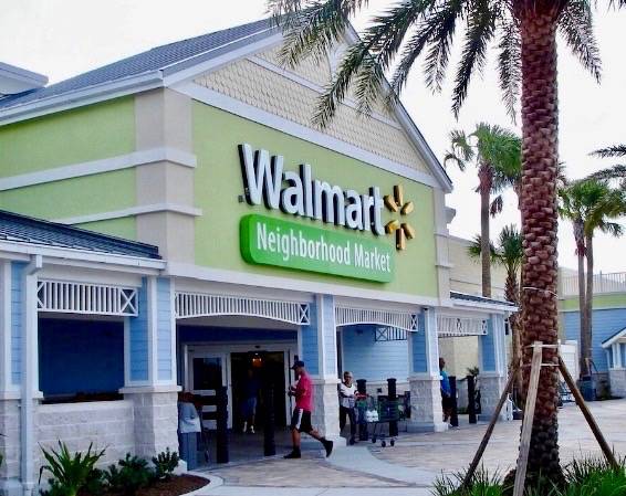 Suspected thief snatches $100 left behind by shopper at Walmart