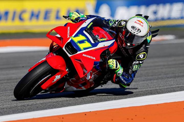 El Rey del Moto2 Diogo Moreira Reescribe para Siempre la Historia del Gran Premio