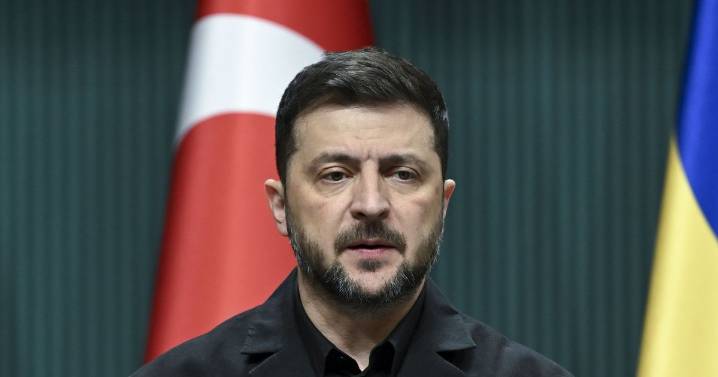 Ukraine 'agrees to peace deal' as US 'holds secret meeting' with Russian officials